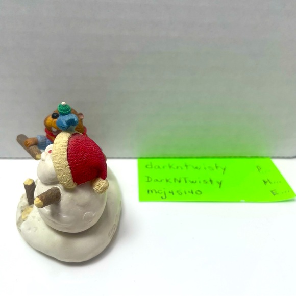 Vintage Hallmark 1993 Tender Touches Sculpting Santa Figurine - Picture 2 of 9